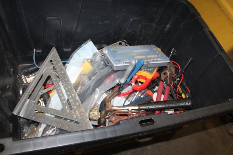 lot 173 image: Box Lot of Tools