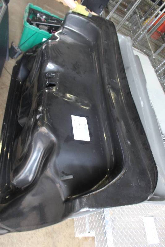 lot 274 image: Lot of (3) Police Car Rear Seats