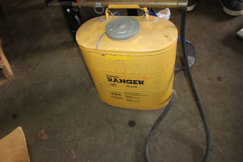 lot 258 image: Ranger Fire Fighting Pump Can