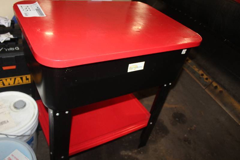 lot 255 image: Northern Industrial Parts Washer