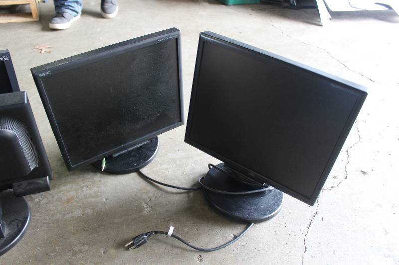 lot 145 image: Lot of (2) NEC 17 LCD Monitors