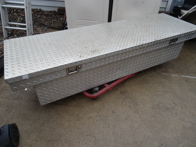 lot 48 image: Full Size Aluminum Truck Tool Box