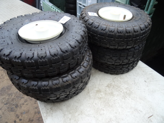 lot 34 image: 6 Balloon Tires New Rims  New Tires