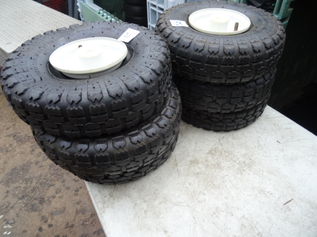 lot 36 image: 6 Balloon Tires New Rims  New Tires