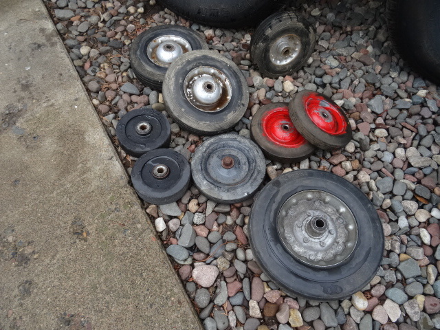lot 59 image: Misc Hard Rubber Wheels