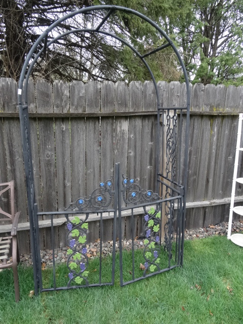 lot 5 image: Metal Garden Trellis with Gate