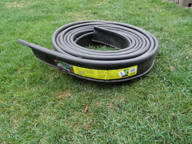 lot 9 image: Contractor Lawn Edging 40 New