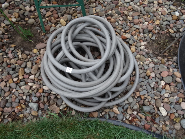 lot 12 image: 50 Rubber Garden Hose 34 No Leaks