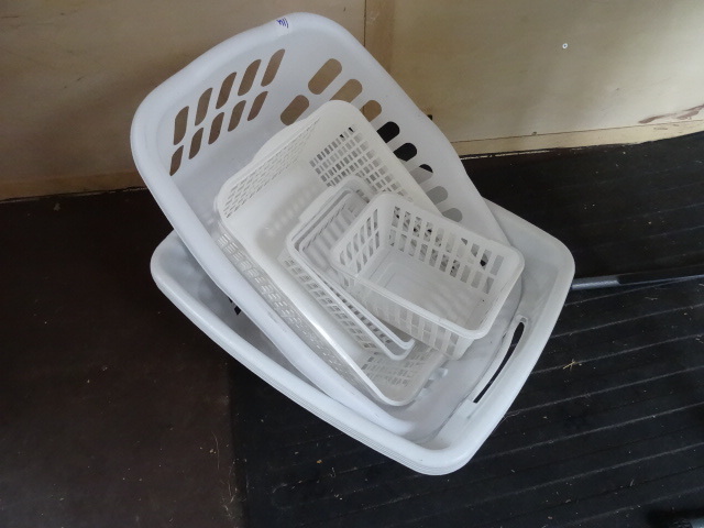 lot 114 image: 5 Laundry Baskets and 6 Misc Baskets