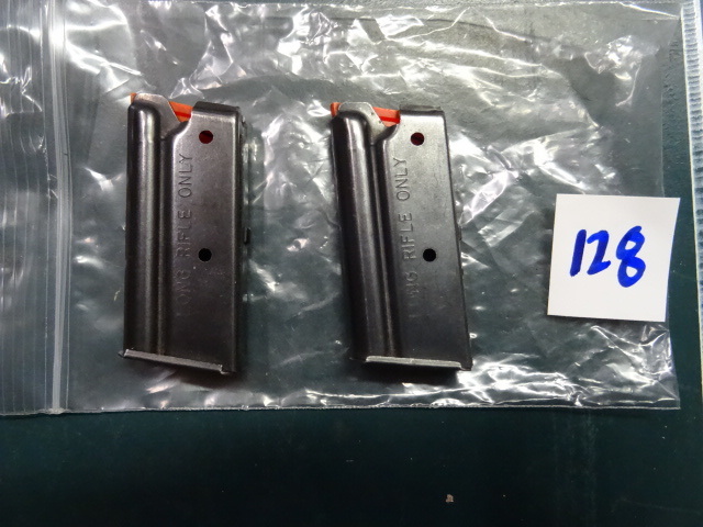 lot 128 image: 2 Clips for 22 Shells Unknown Brand
