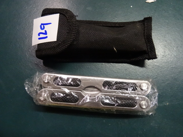 lot 129 image: Gander Mountain Fold Up Multi Tool