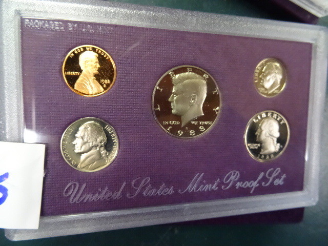 lot 135 image: United States Mint Proof Set 1988