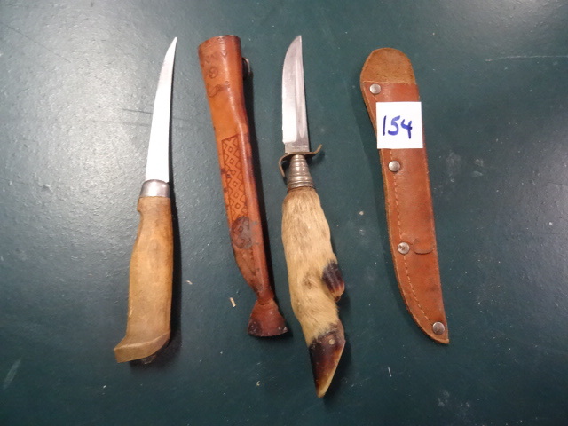 lot 154 image: Fillet Knife Deer Leg Knife