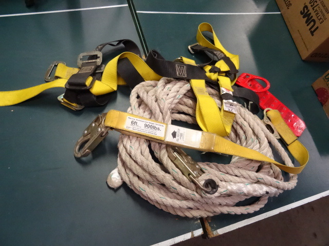 lot 166 image: Safety Fall Harness 130-310 Lbs. Capacity