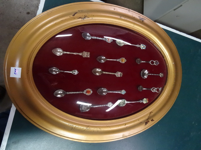 lot 225 image: Vintage Picture Frame With  Spoons