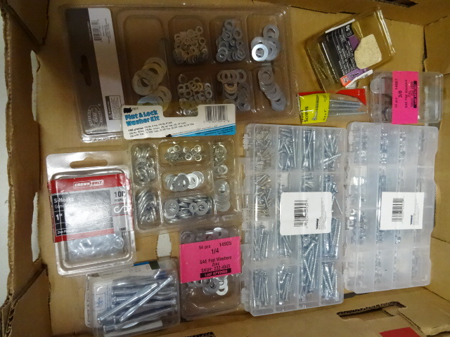 lot 290 image: Box Of Conduit Clamps