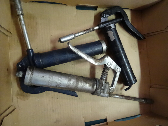 lot 296 image: 3 Mini Grease Guns