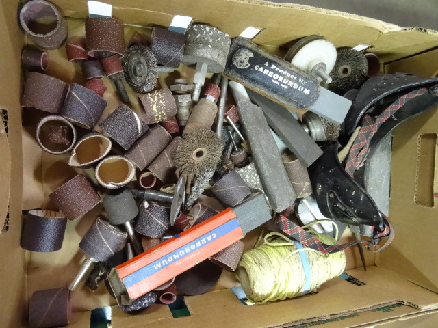 lot 320 image: Misc Sanding and Grinding Accessories