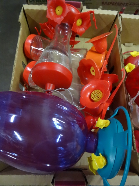 lot 330 image: Misc Hummingbird Feeders