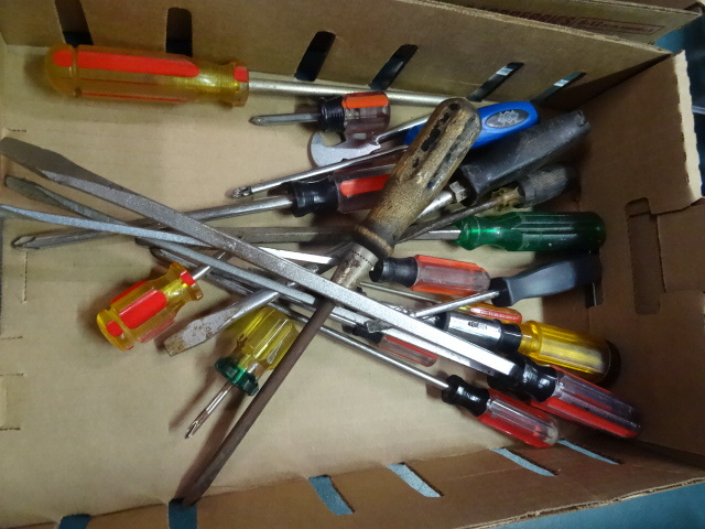 lot 331 image: Misc Screwdrivers