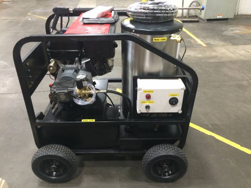 lot 1 image: Demo Diesel Pressure Washer Portable 4000 PSI Diesel Pressure Washer