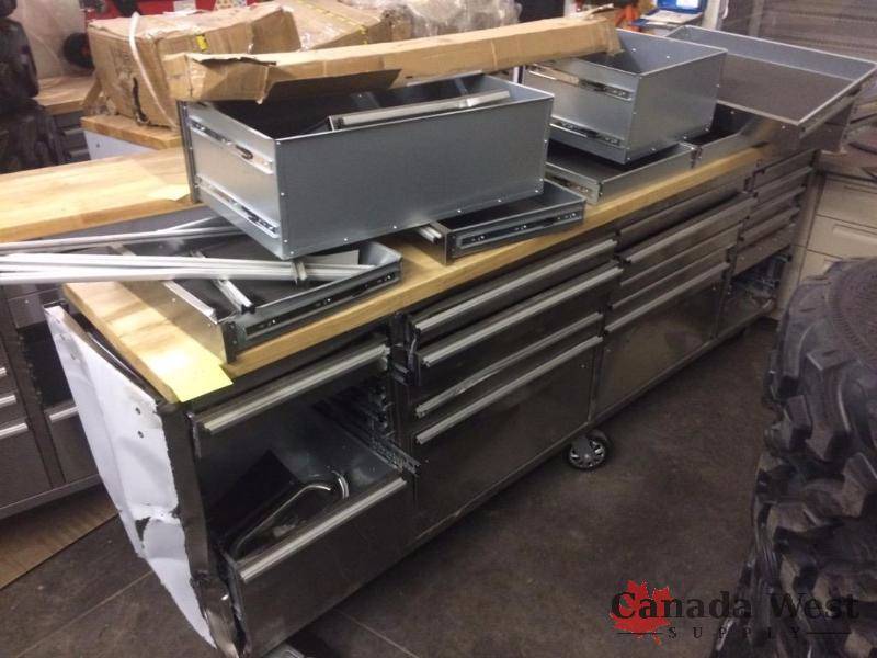 lot 30 image: LOT OF 2 X DAMAGED 96 TOOL BENCHS