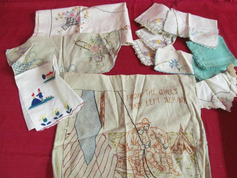 lot 45 image: vintage table napkins