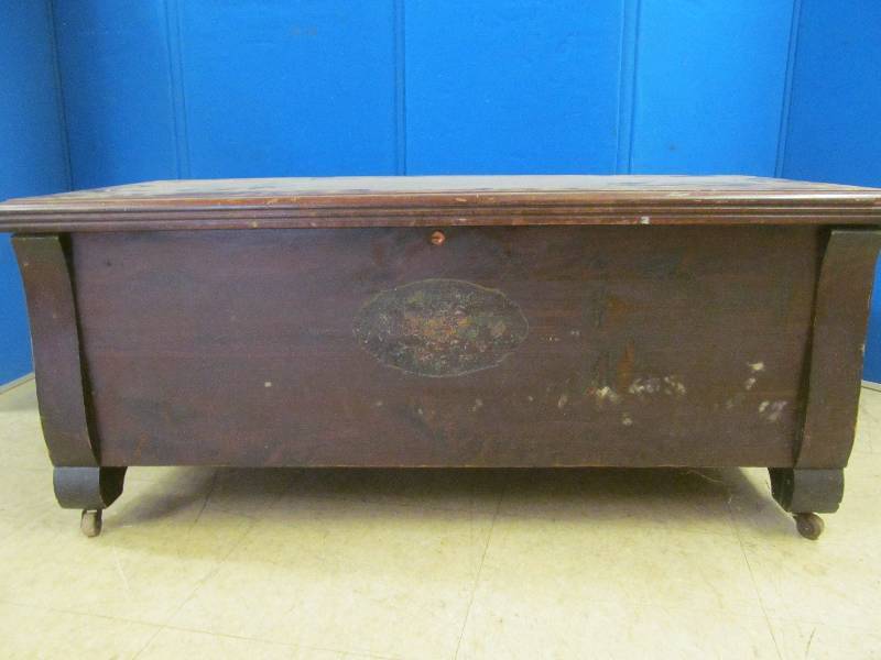 lot 48 image: Antique cedar chest