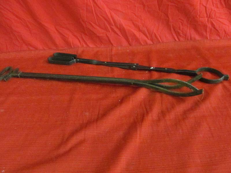 lot 129 image: Fireplace Tools