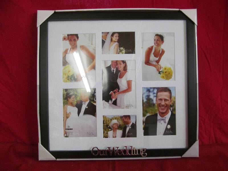 lot 135 image: Photo Frame