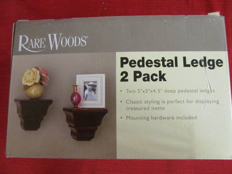 lot 140 image: Pedestal Ledge