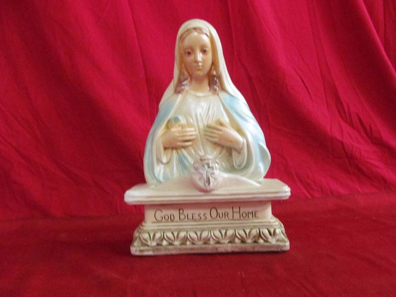 lot 141 image: Mother Mary