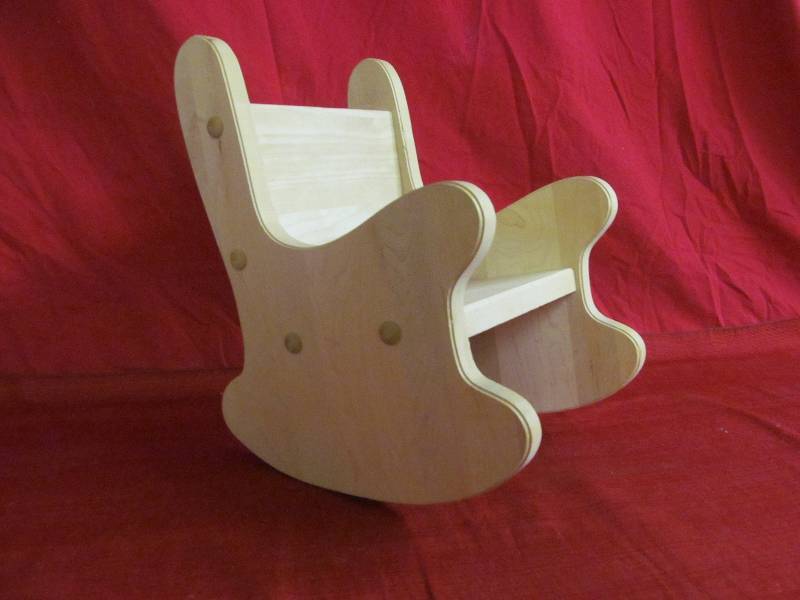 lot 153 image: Chair