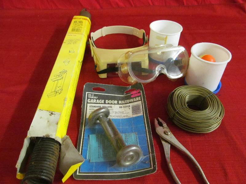 lot 156 image: Fishing Items