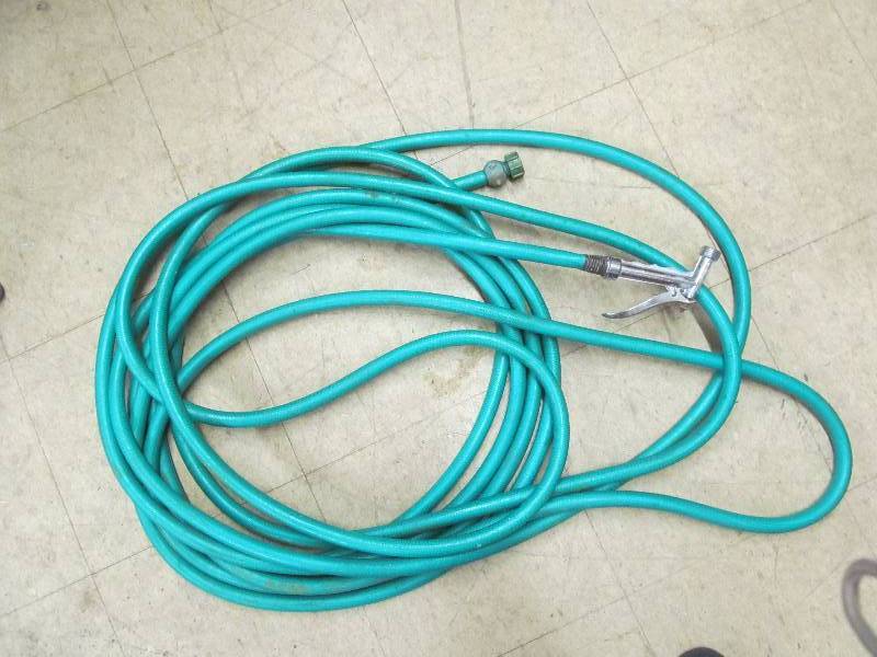 lot 169 image: Hose