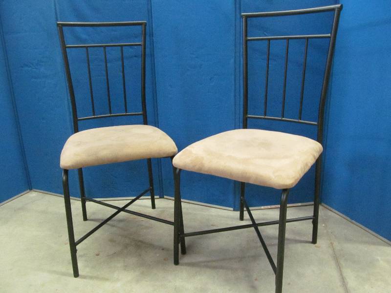 lot 95 image: chairs