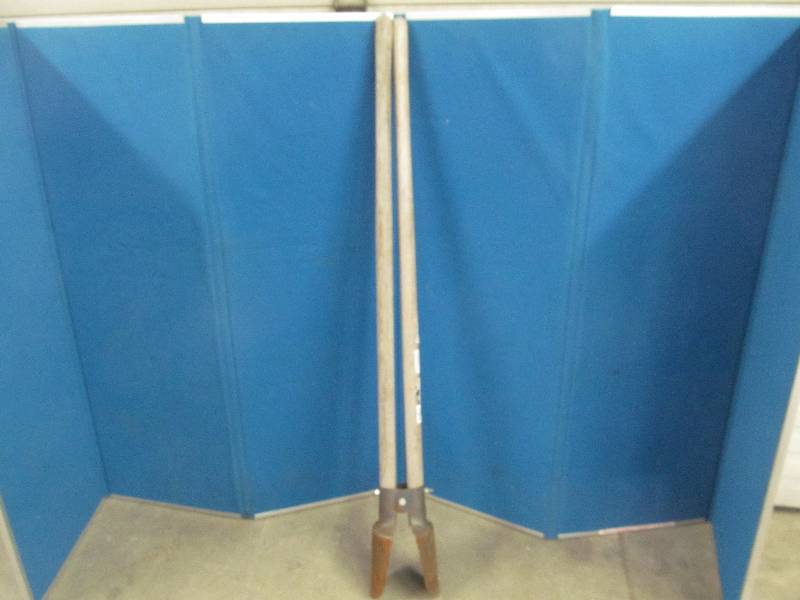lot 107 image: Post Hole Digger