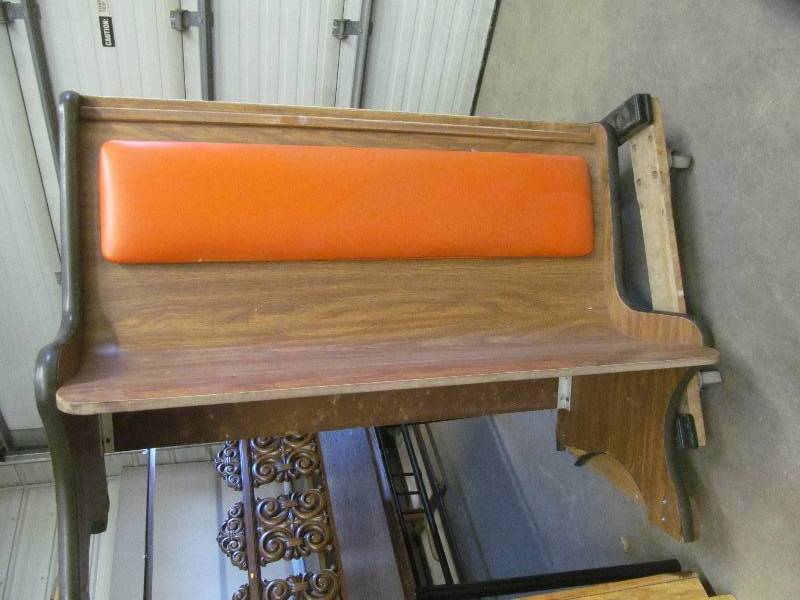 lot 199 image: bench