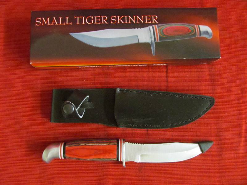 lot 200 image: knife
