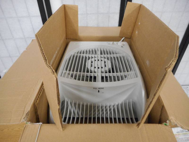 lot 3 image: 6-gal. Evaporative Humidifier for 2,300 sq. ft.