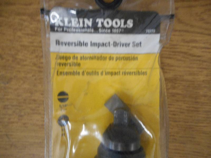 lot 55 image: KLEIN TOOLS REVERSIBLE IMPACT-DRIVER SET