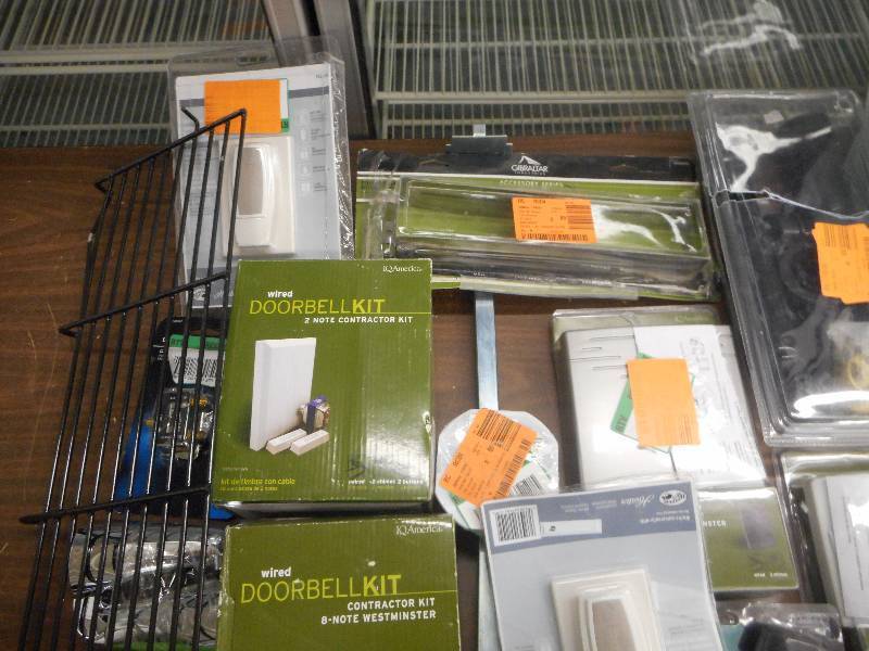 lot 64 image: RANDOM BOX OF GOODIES