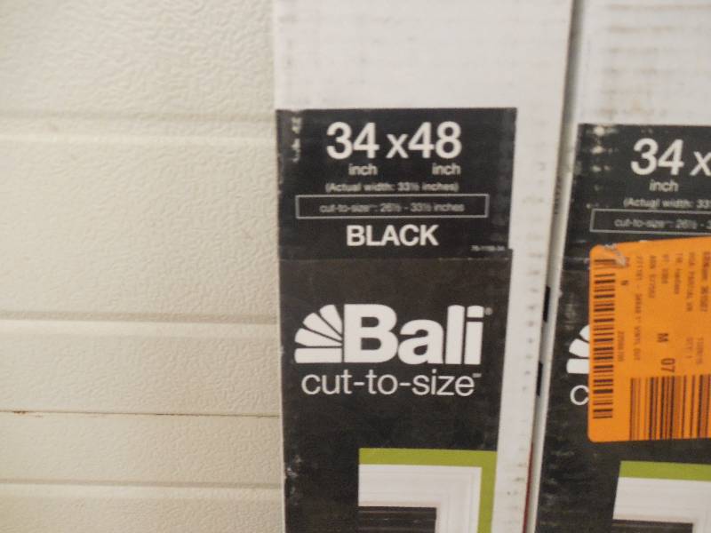 lot 47 image: (2) BALI BLACKOUT WINDOW BLINDS 34X48