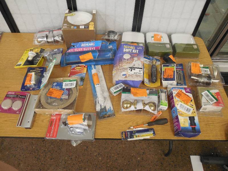 lot 72 image: Miscellaneous Lot of GOODIES