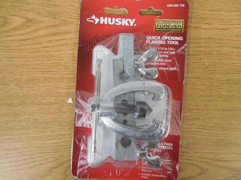 lot 179 image: HUSKY FLARING TOOL KIT