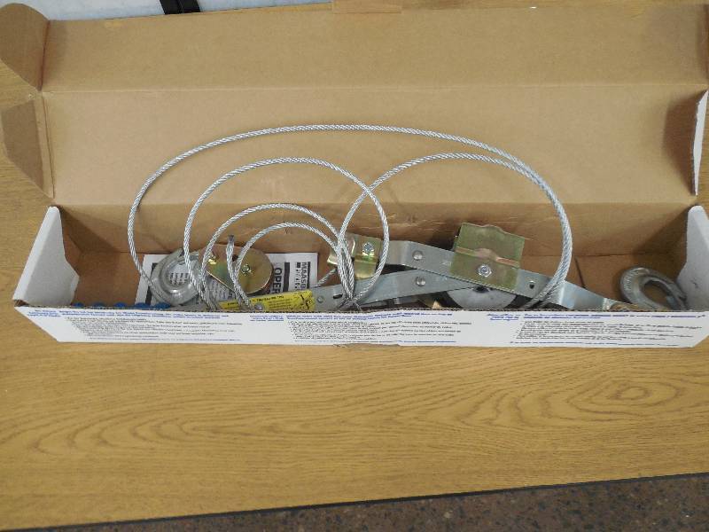 lot 189 image: 4,000 lb. 6 ft. Max Lift 301 Leverage Winch Puller