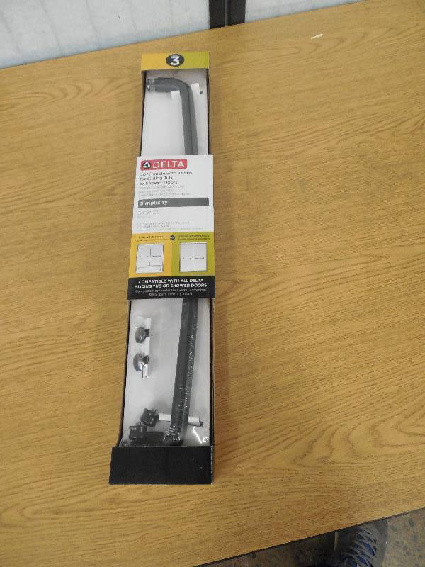 lot 200 image: DELTA 20 HANDLE WITH KNOBS FOR SHOWER DOOR