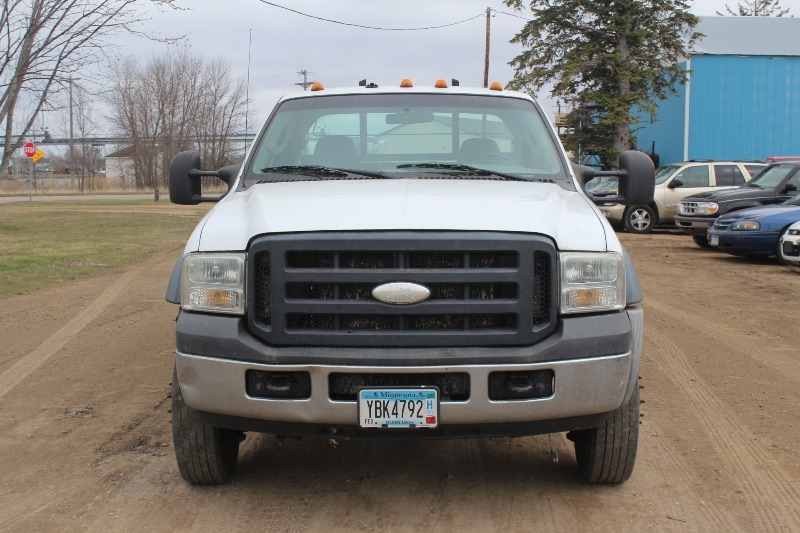 2006 Ford F450 Super Duty XL 6.0 Diesel RWD Dually