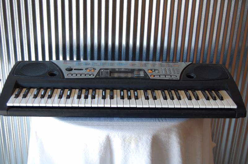 Yamaha Keyboard