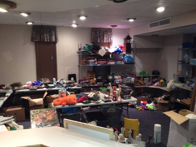 Large Multi Item Lot Of Mixed Items